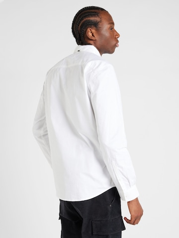 Coupe regular Chemise QS en blanc