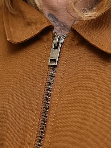 JACK & JONES Φθινοπωρινό και ανοιξιάτικο μπουφάν ''JJEDOVER' σε καφέ