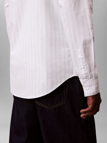 Calvin Klein Jeans Regular fit Button Up Shirt in White