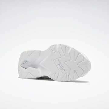 Baskets basses 'Hexalite Legacy' Reebok en blanc