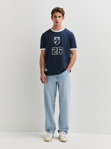 T-Shirt Next en bleu