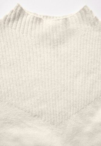 STREET ONE Pullover in Weiß