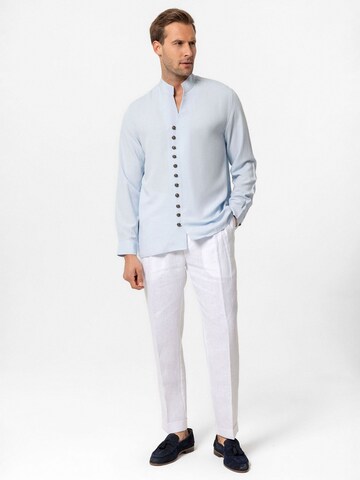 Antioch Comfort fit Button Up Shirt in Blue