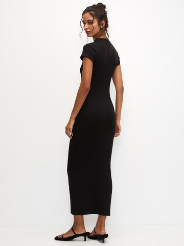 Robe Pull&Bear en noir