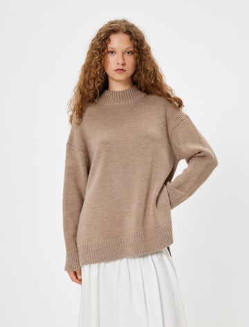 Koton Tuniek in Bruin