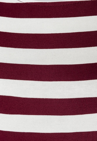 T-shirt MORE & MORE en rouge