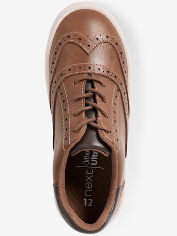 Baskets Next en marron