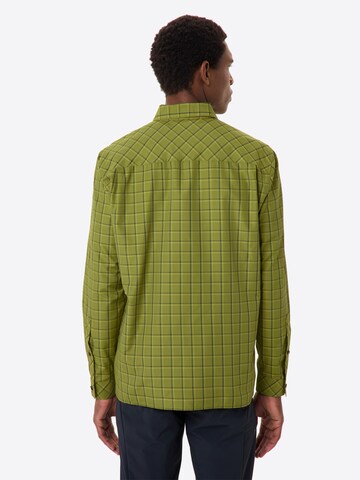 VAUDE Regular fit Athletic button up shirt in Green