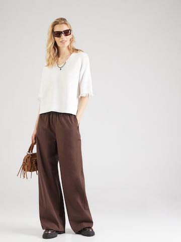 MORE & MORE - Jersey en blanco