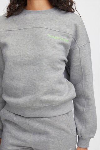 Sweat-shirt The Jogg Concept en gris
