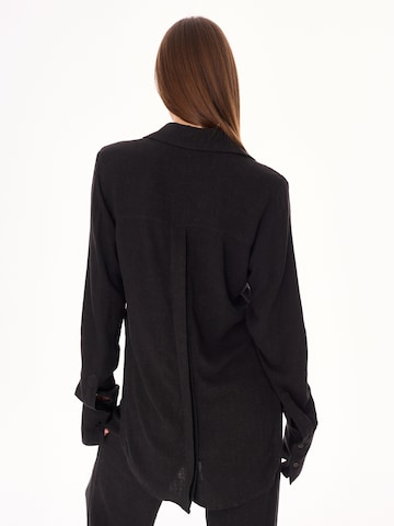 mandragora - Blusa 'Ora' en negro