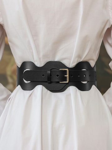 Haute Cuir Riem 'Elowen Wide Belt' in Zwart
