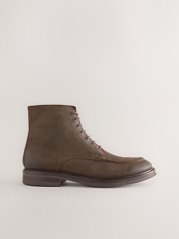 Next - Botas com atacadores em castanho