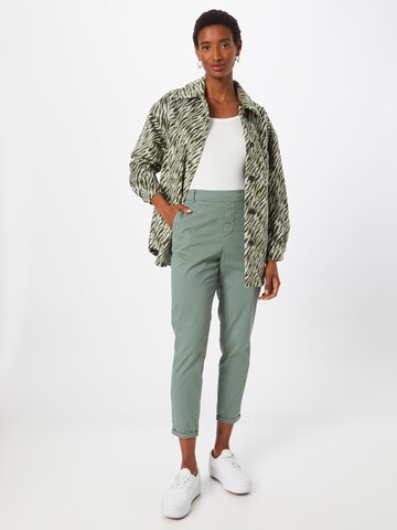 Coupe slim Pantalon 'MAYA' VERO MODA en vert