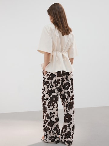 MANGO Široke hlačnice Hlače 'Karina' | bež barva