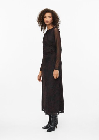 s.Oliver Kleid in Rot: Seite