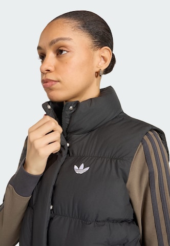 ADIDAS ORIGINALS - Colete em preto