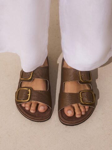 Next Μιούλ 'Forever Comfort' σε καφέ