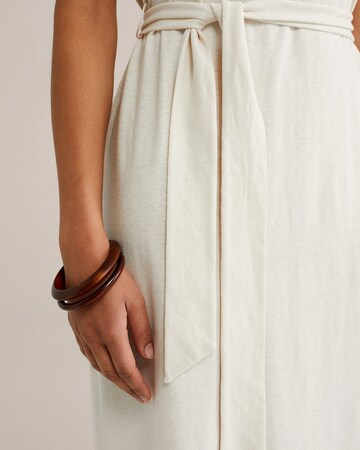 Robe d’été WE Fashion en blanc