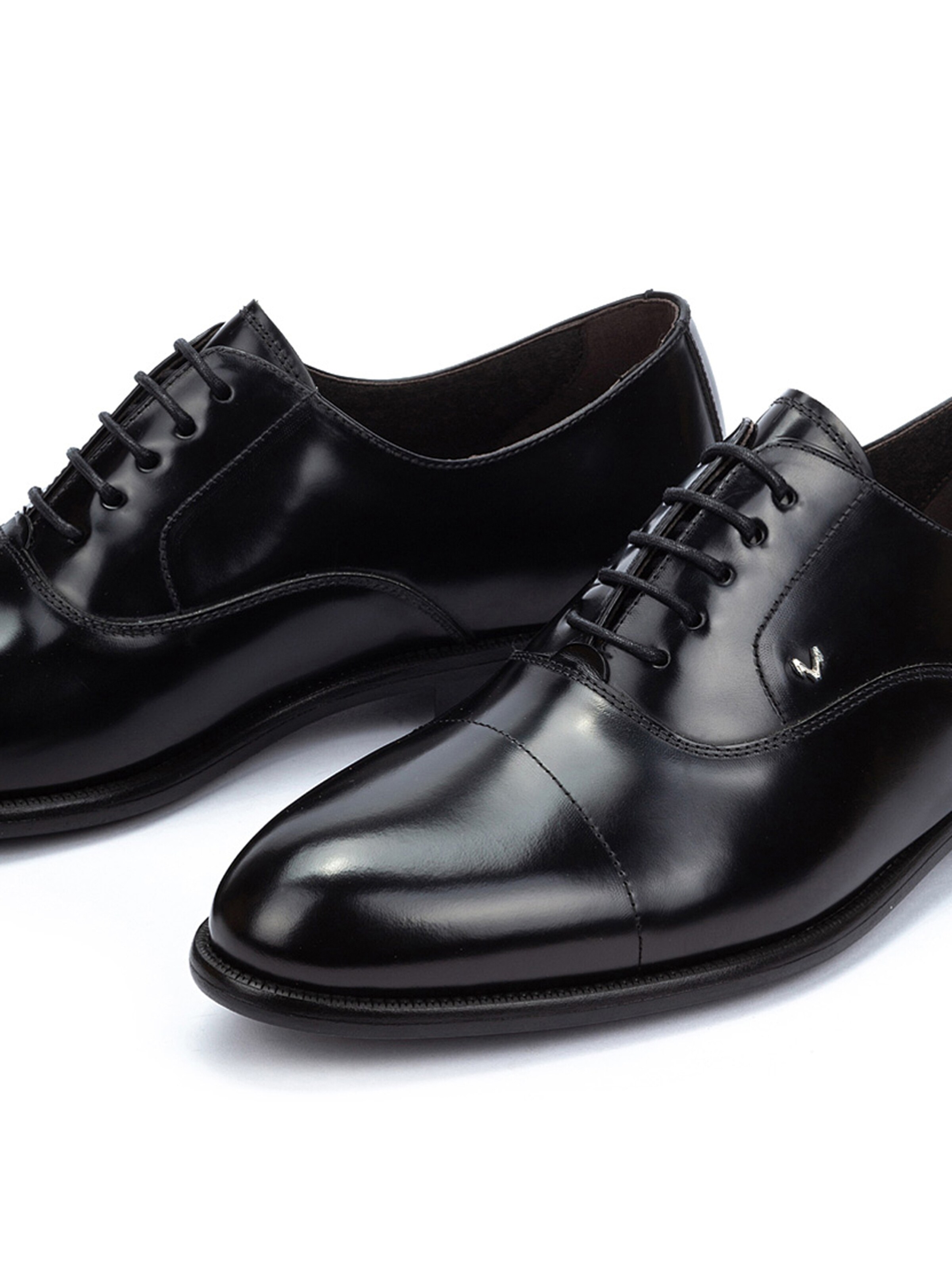 Martinelli Buty sznurowane 'Arlington' w kolorze czarny