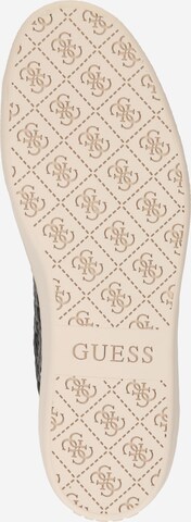 GUESS Низкие кроссовки 'Nola' в Черный