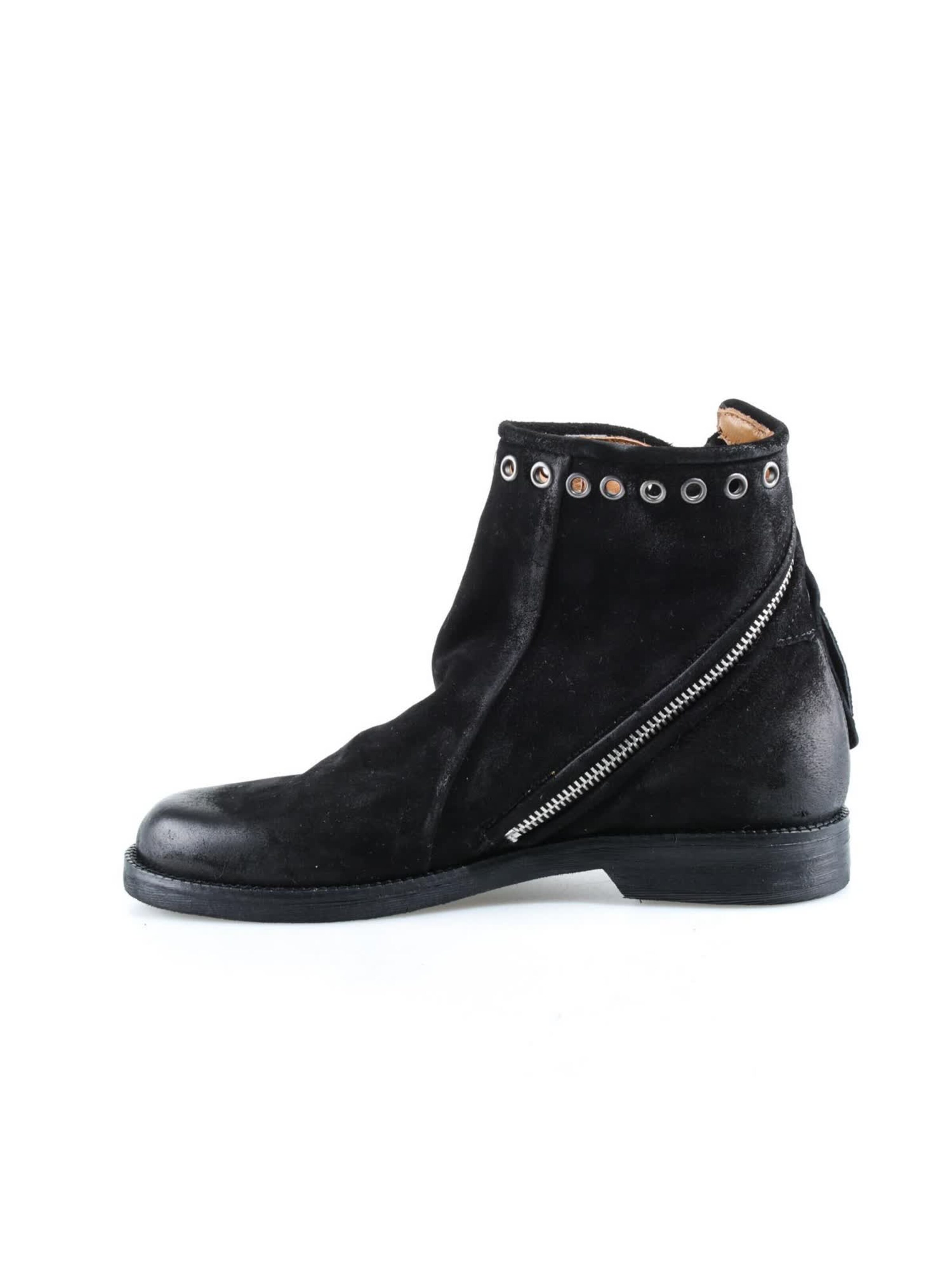 A.S.98 - Botas pelo tornozelo 'ALAYNA' em preto: frente