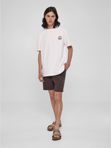 T-Shirt Urban Classics en blanc