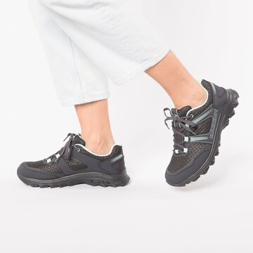 MAMMUT Flats in Grey