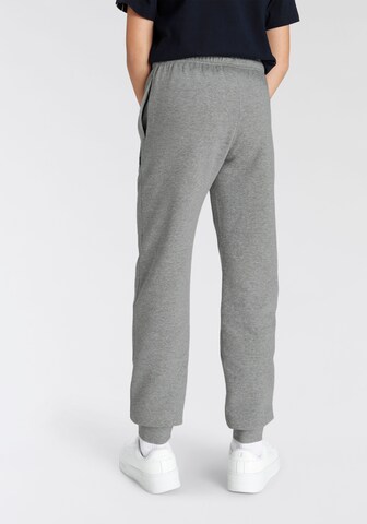 Effilé Pantalon Champion Authentic Athletic Apparel en gris