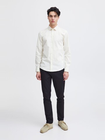 Casual Friday Slim fit Business shirt 'VIGGO' in White