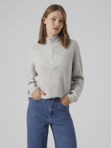 VERO MODA Sweater 'PLAZA' in Grey: front