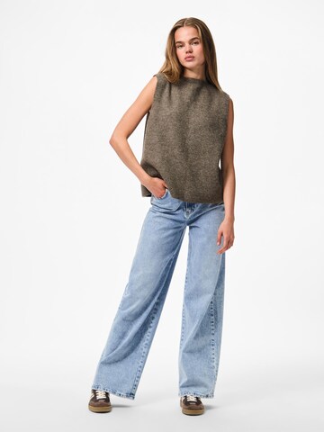 PIECES Knitted vest 'PCSilly' in Brown