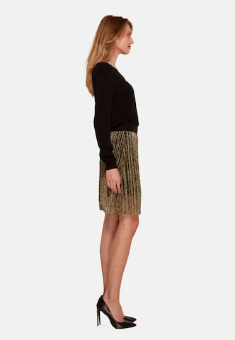 TOOche Skirt in Gold