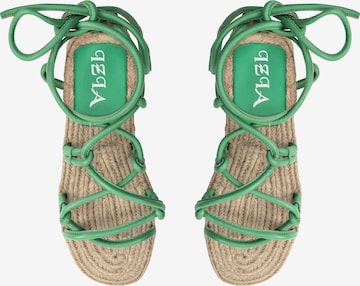 IZIA - Sandalias con hebilla 'Gaya' en verde