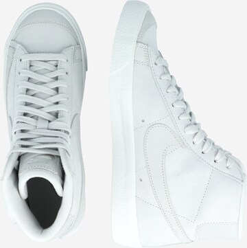 Sneaker alta 'BLAZER MID PRM MF' di Nike Sportswear in bianco