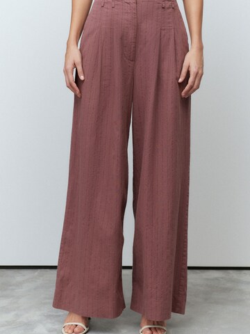 Next Wide leg Trousers in Purple: front