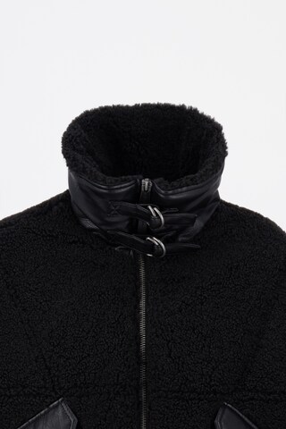 ALPHA INDUSTRIES Between-season jacket in Black