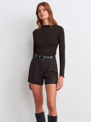Dilvin Blouse in Brown