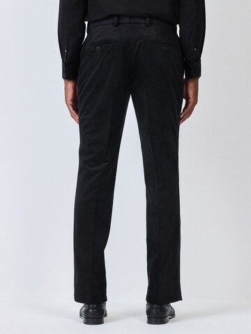Coupe slim Pantalon Next en noir