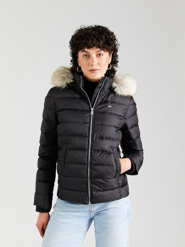 Tommy Jeans Зимняя куртка в Черный: спереди