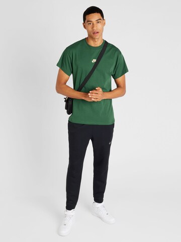 Nike Sportswear Majica 'CLUB' | zelena barva