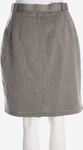 C&A Skirt in XXL in Grey