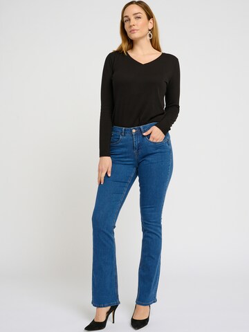 Cream Flared Jeans 'Lone' in Blue