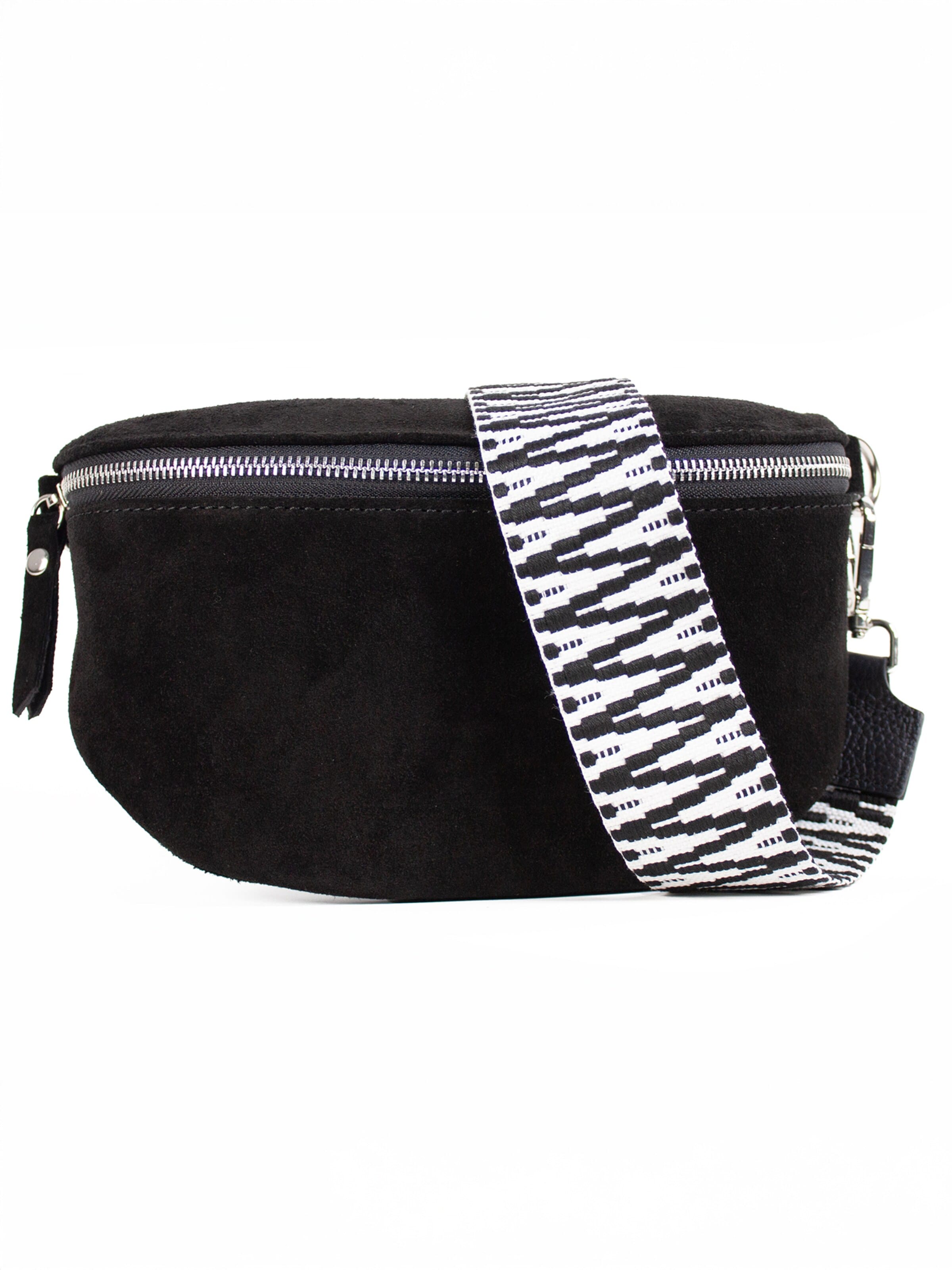 lePelou Gürteltasche 'TINA medium'‌‌‌‌‌‌‌‌ in Schwarz: Vorderseite