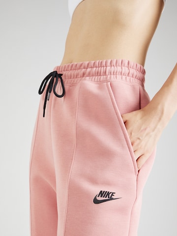 Nike Sportswear Дънки Tapered Leg Панталон в розово