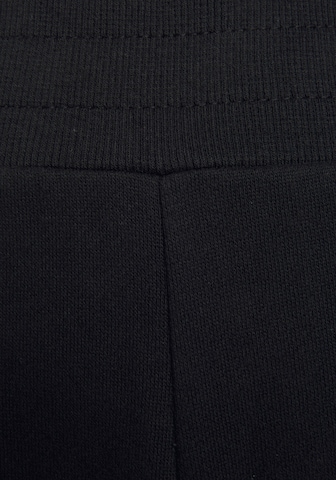 BENCH Wide leg Pants in Black