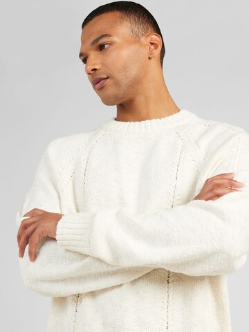 TOPMAN Pullover in Beige