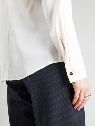 BOSS - Blusa 'Banorah' em branco