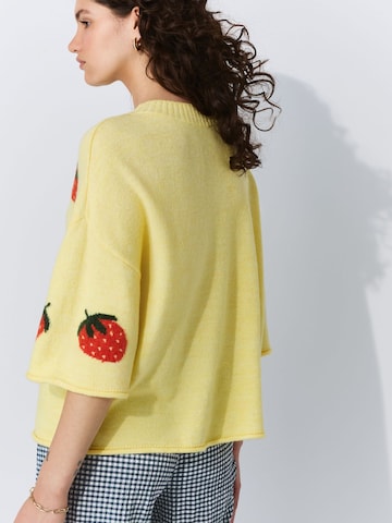 Next Sweater in Yellow
