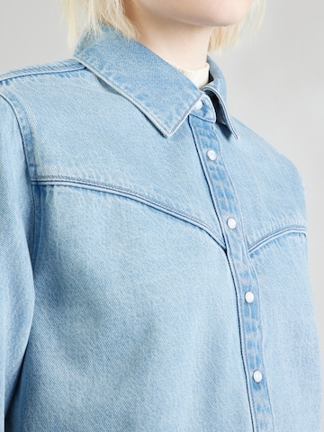 LEVI'S ® - Chaqueta de entretiempo 'LOGAN' en azul